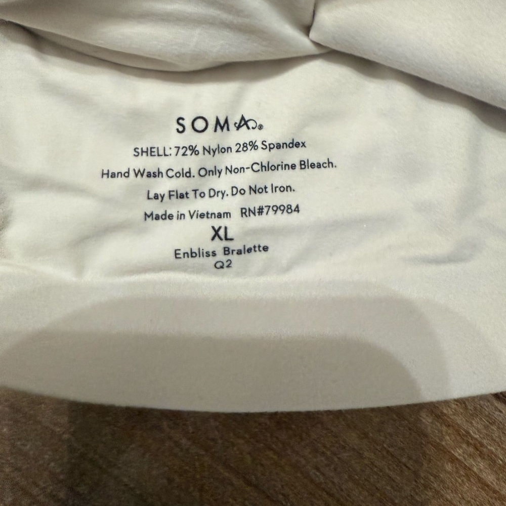 ⭐️ BUNDLE SOMA Enbliss Bralettes ⭐️
All Size XL- 11 bras ! - Picture 10 of 16